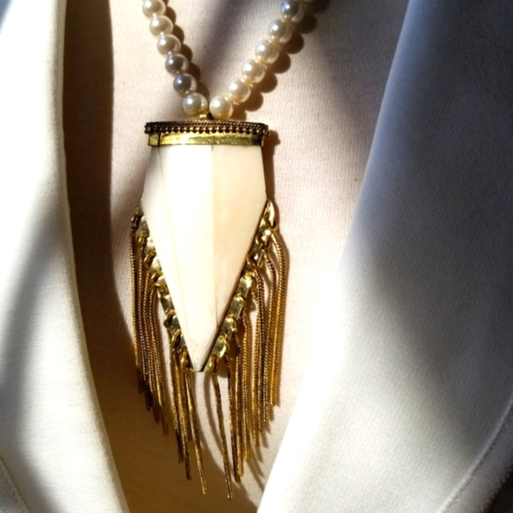 White Horn Pendant with golden Accents Necklace - Picture 7 of 16